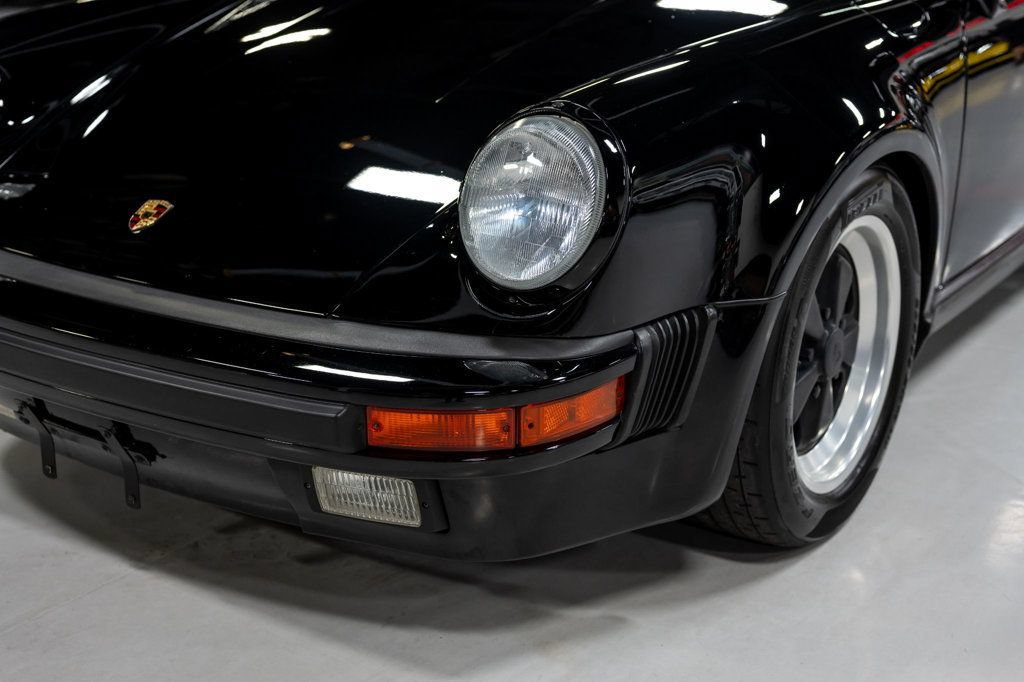 Used 1989 Porsche 911 Carrera RWD image 27