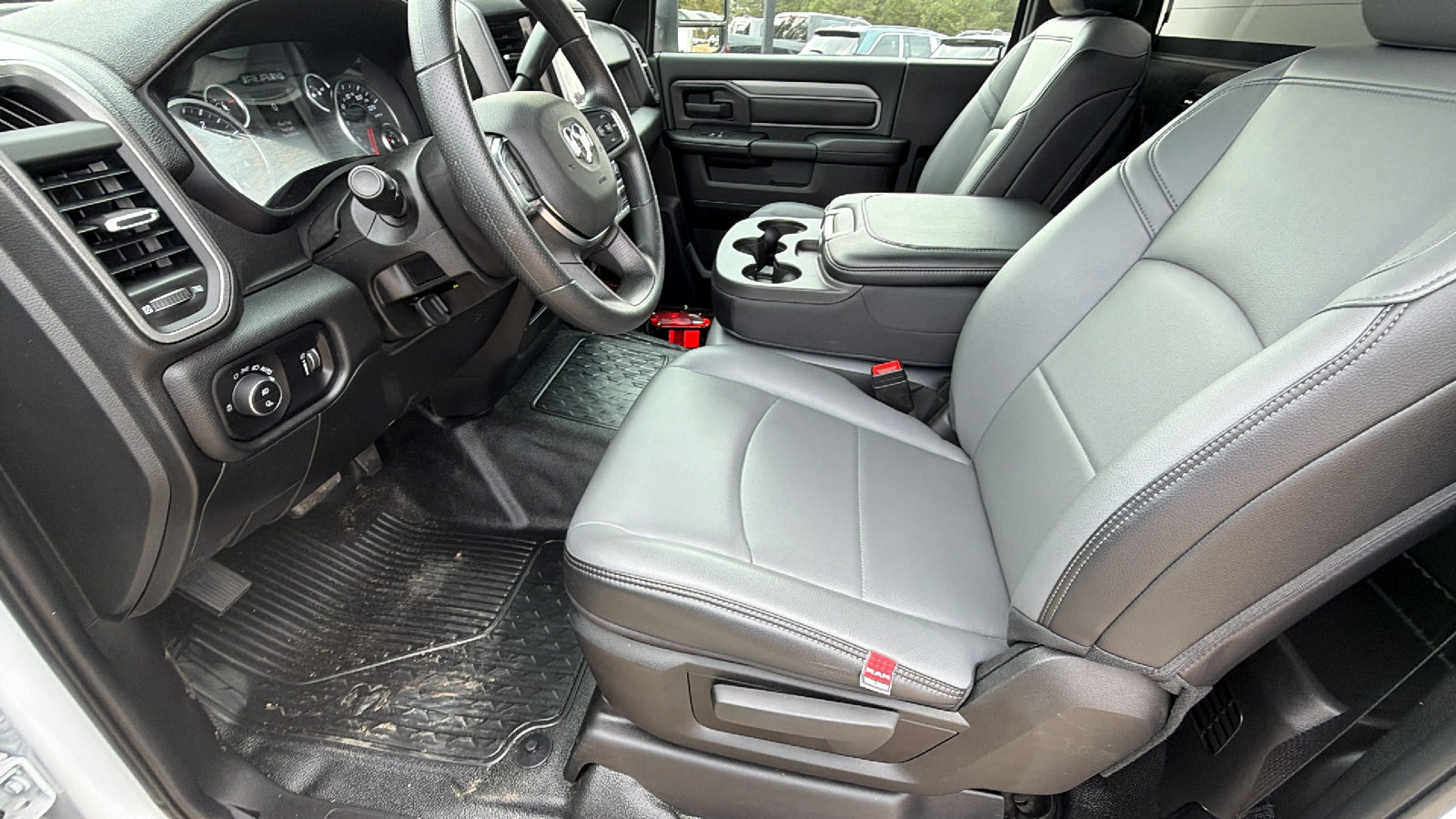 New 2025 RAM 5500 Tradesman RWD image 16