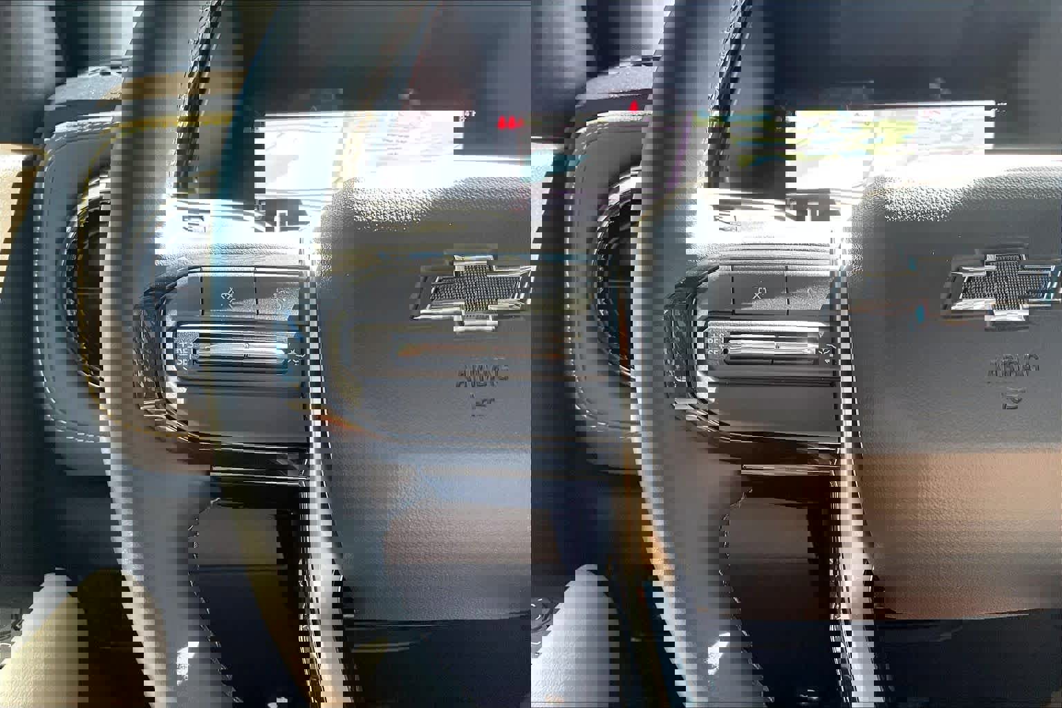 Certified 2024 Chevrolet Colorado ZR2 w/ ZR2 Convenience Package III image 18