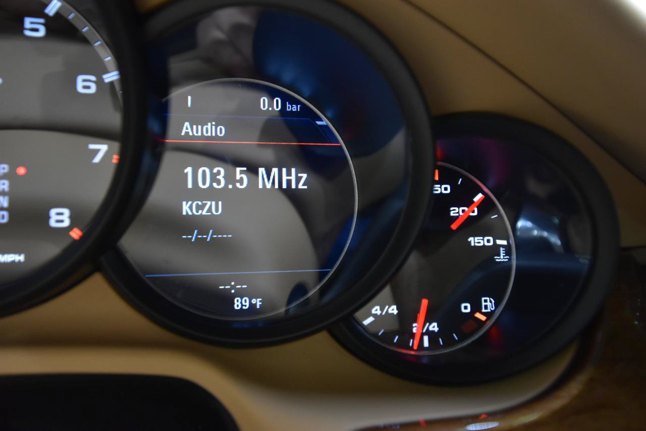Used 2010 Porsche Panamera Turbo AWD/4WD image 22