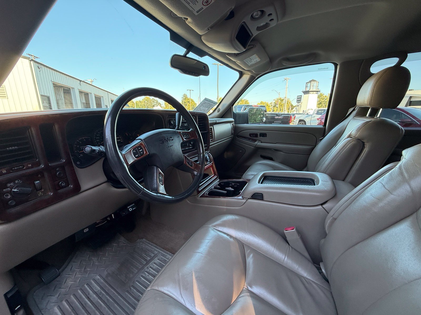 Used 2005 GMC Sierra 3500 SLT w/ Heavy-Duty Power Package RWD image 17