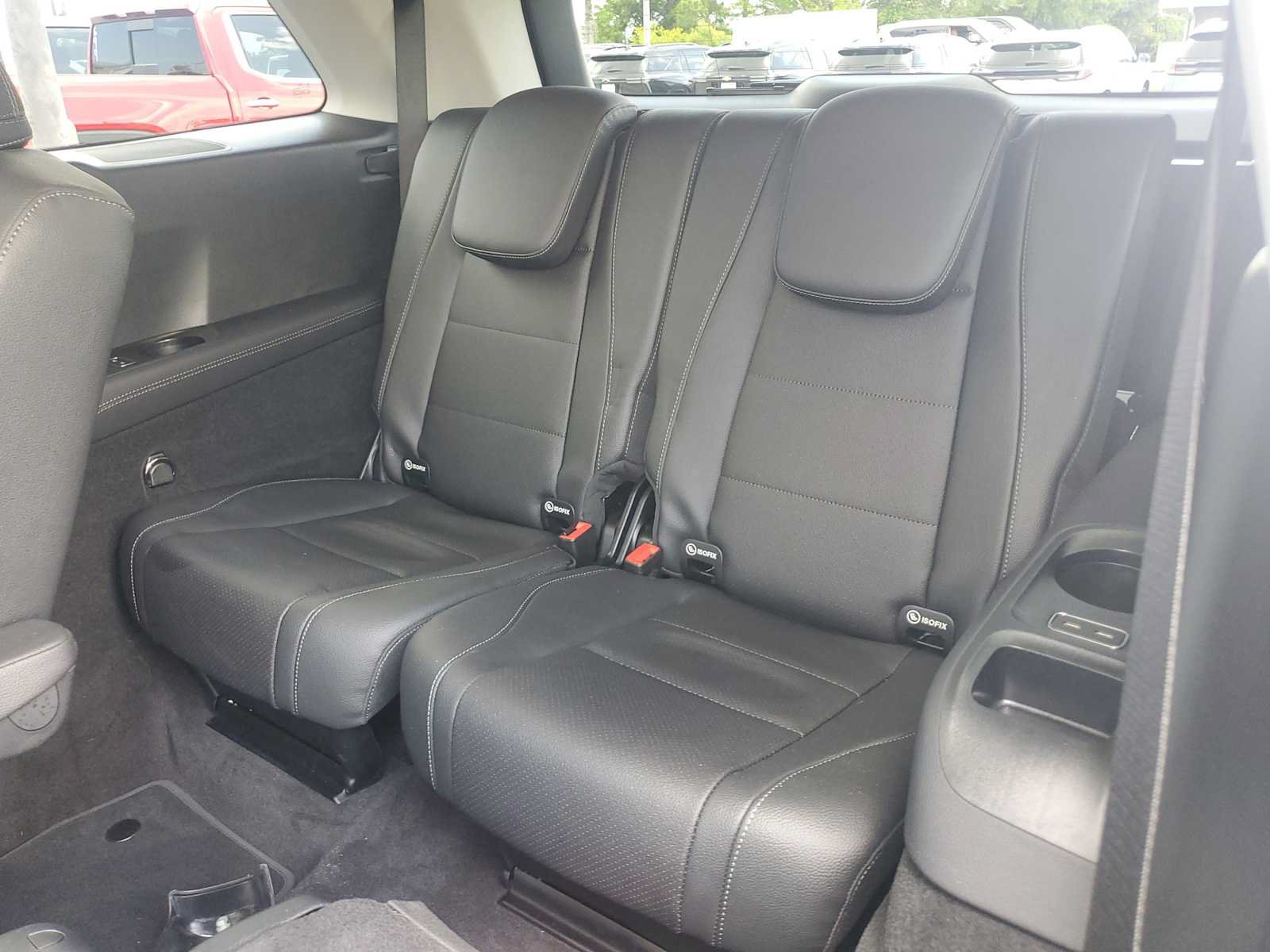 Used 2024 Mercedes-Benz GLS 450 4MATIC image 15