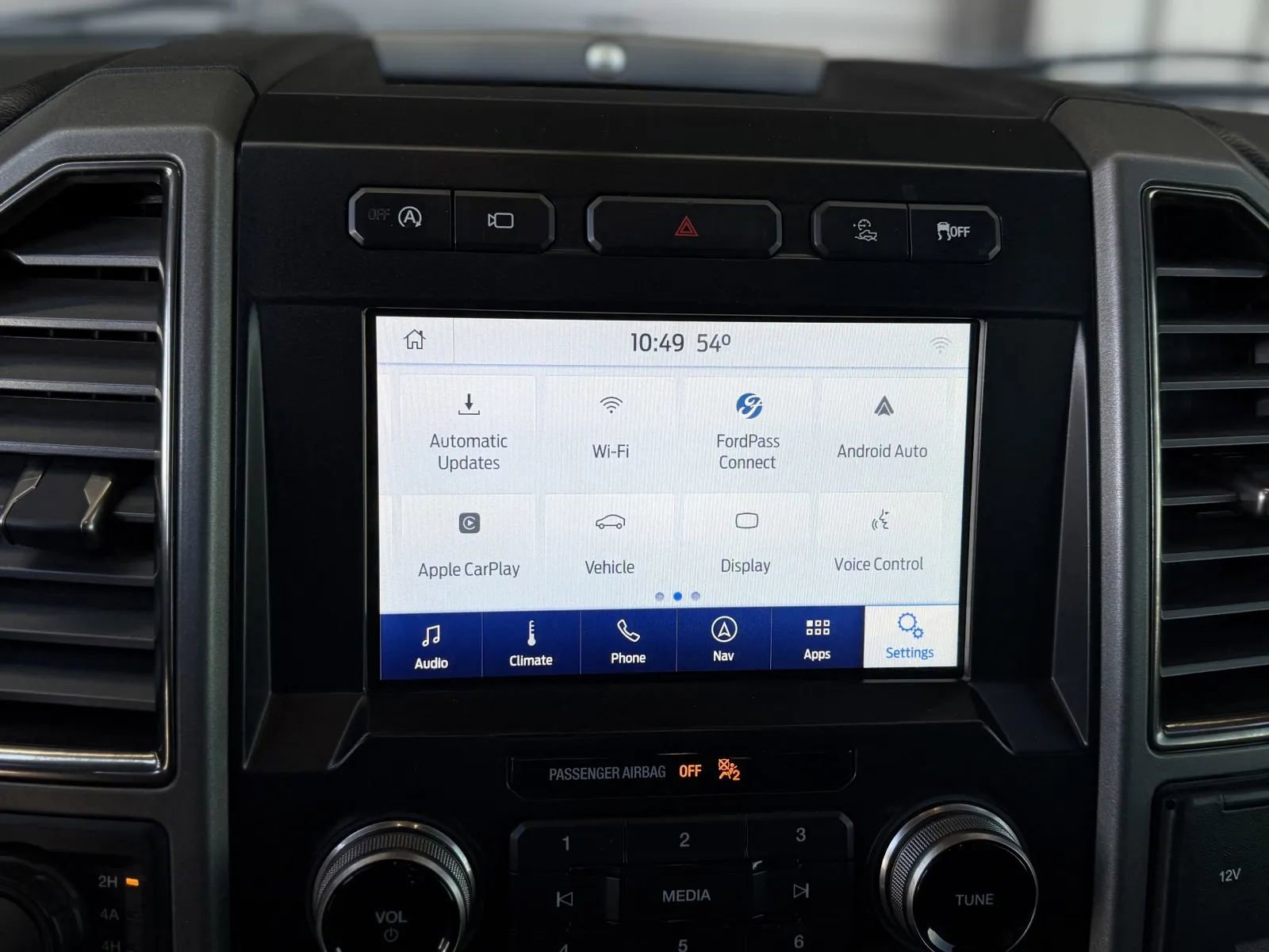 Used 2020 Ford F150 Raptor w/ Equipment Group 802A Luxury image 34