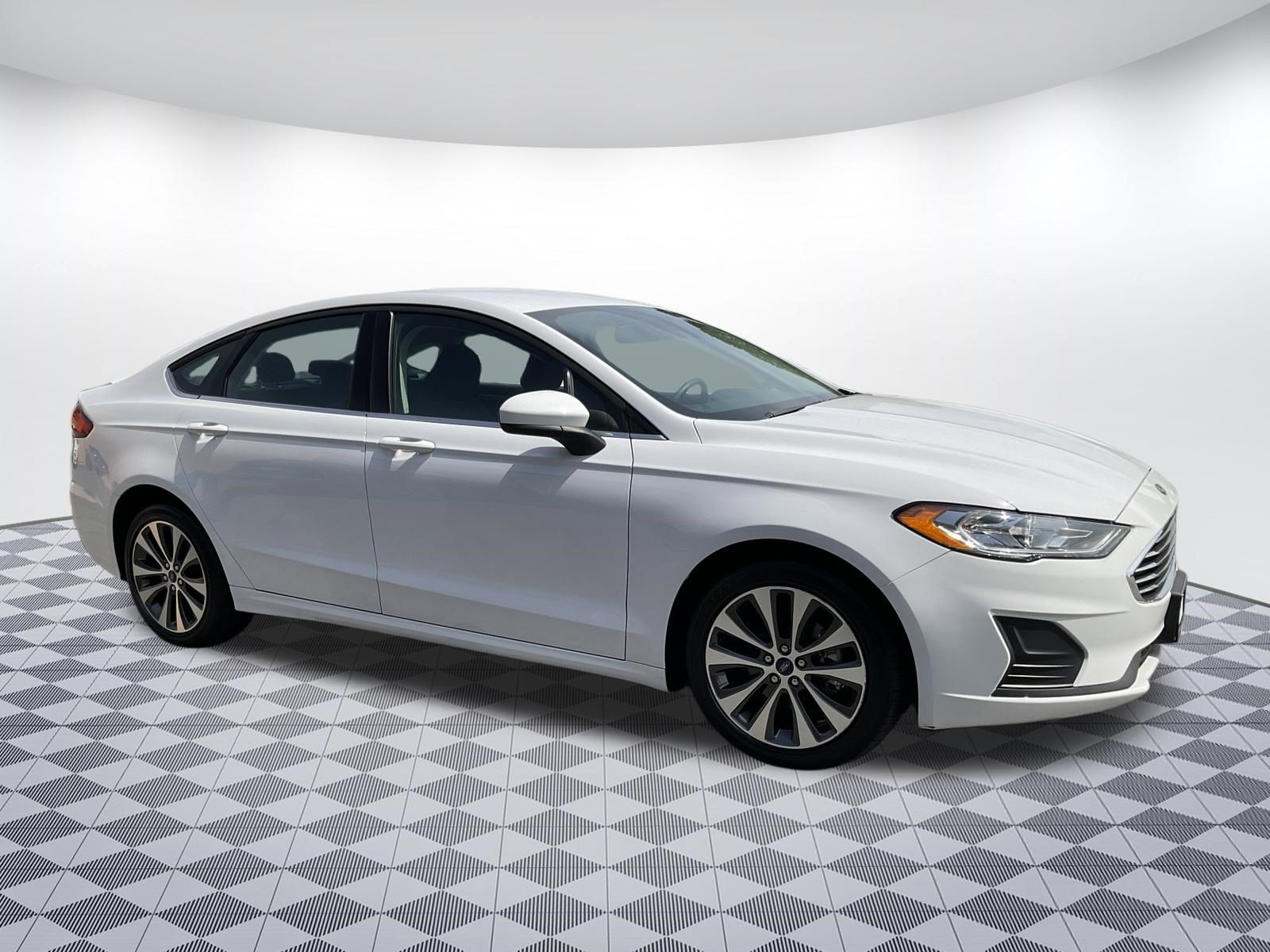 Used 2020 Ford Fusion SE