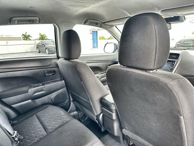 Used 2023 Mitsubishi Outlander Sport AWD image 31