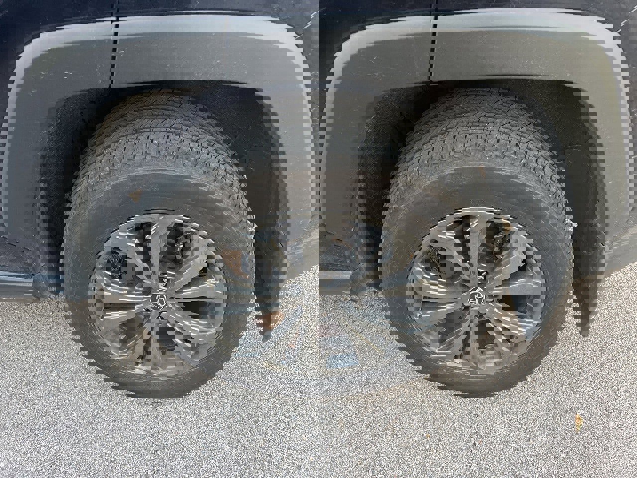 Used 2024 Toyota RAV4 XLE Premium image 12