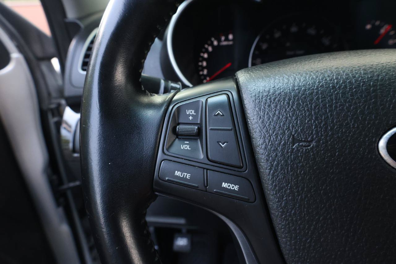 Used 2014 Kia Sorento SX w/ 3rd Row Package FWD image 25
