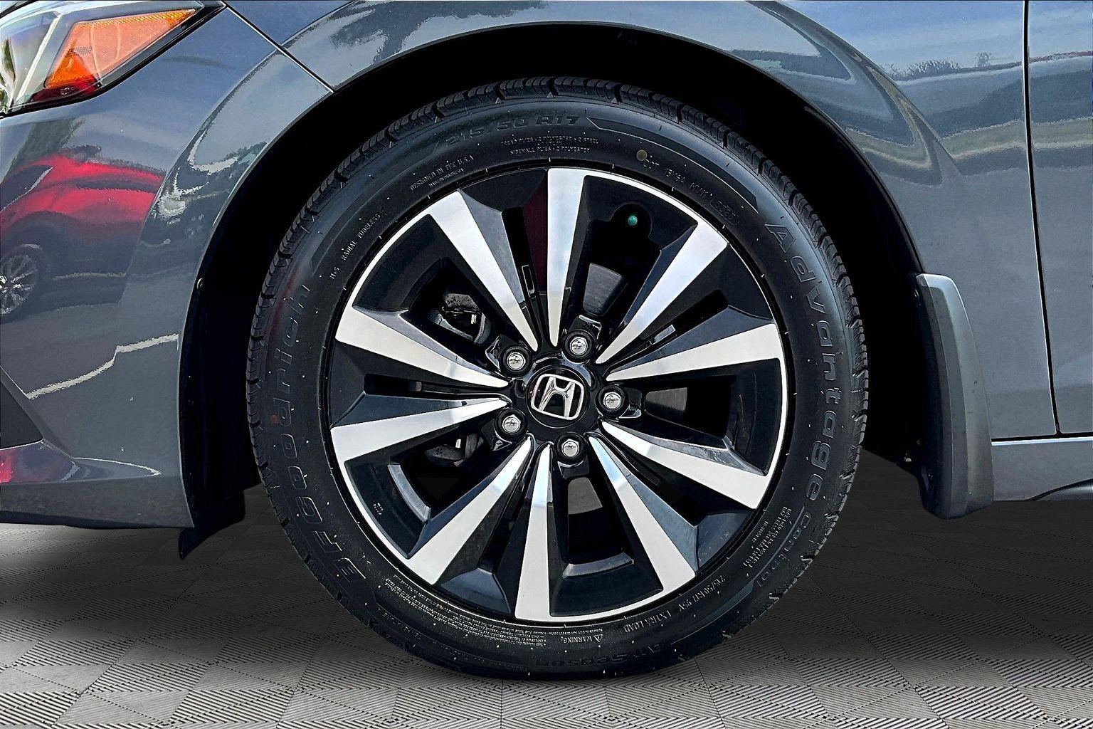 Used 2023 Honda Civic EX-L image 33