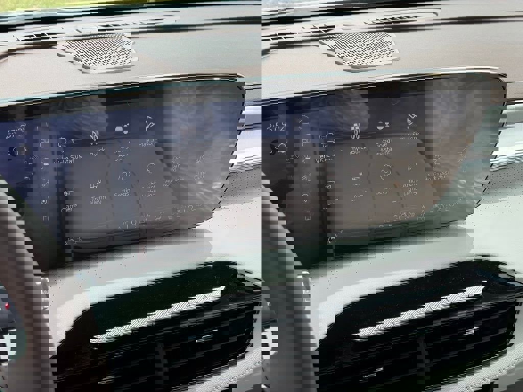 New 2026 Buick Enclave Avenir image 32