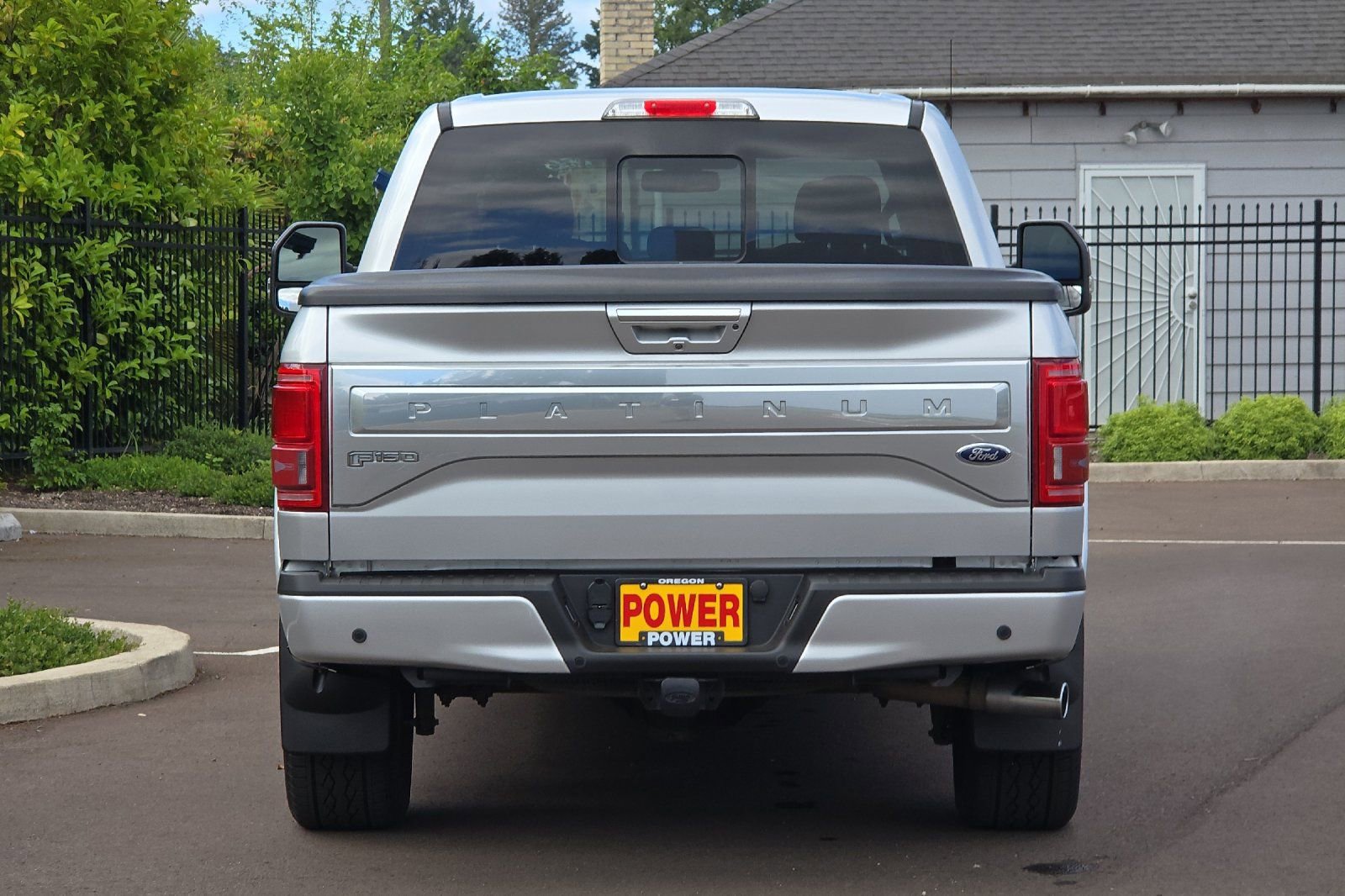 Used 2015 Ford F150 Platinum w/ Equipment Group 701A Luxury AWD/4WD image 5