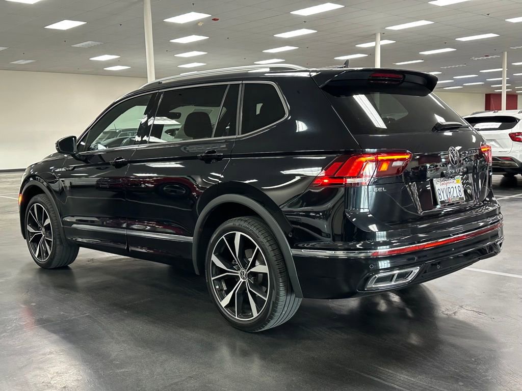 Used 2022 Volkswagen Tiguan SEL R-Line AWD/4WD image 5