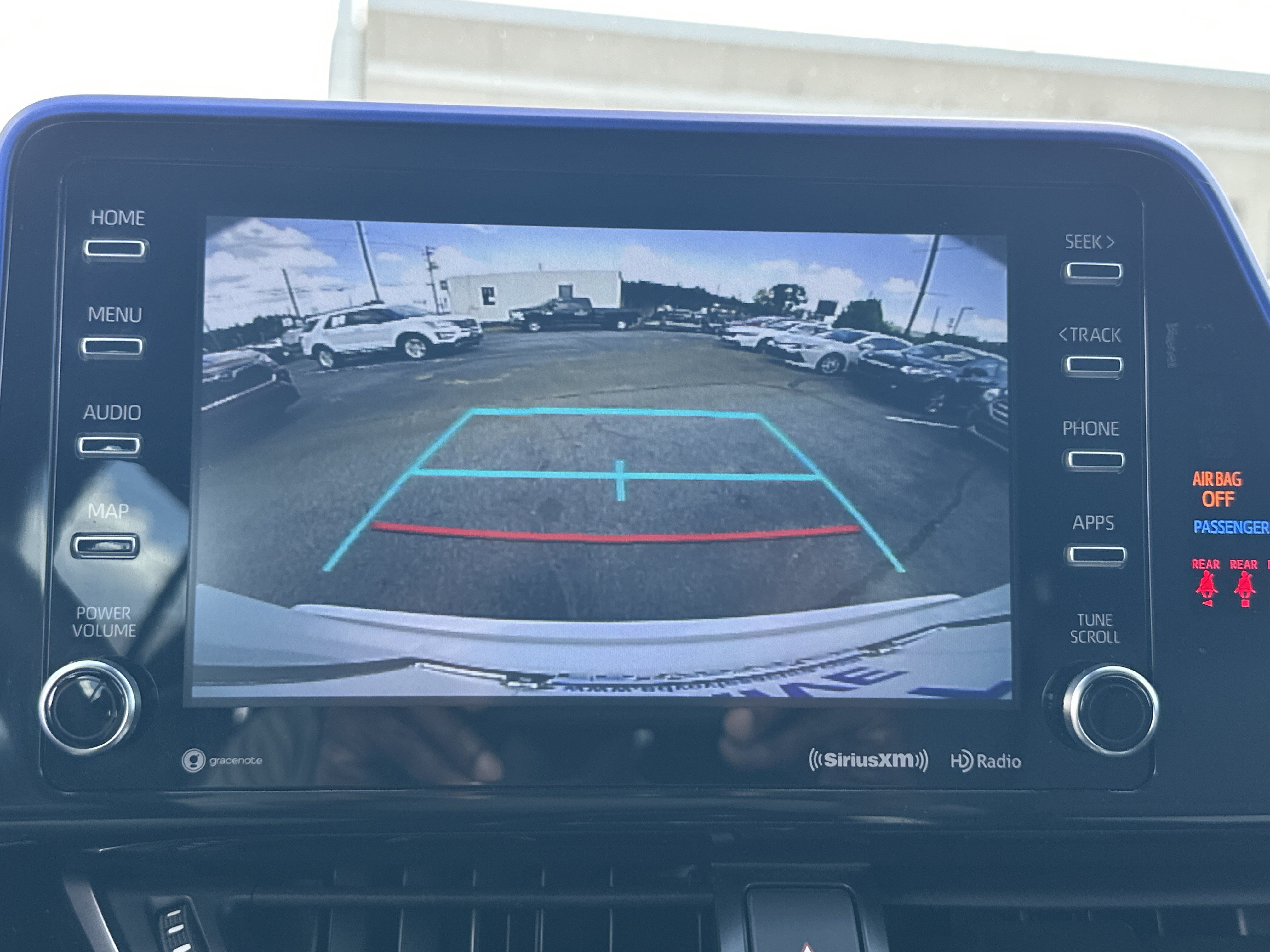 Used 2021 Toyota C-HR XLE FWD image 33