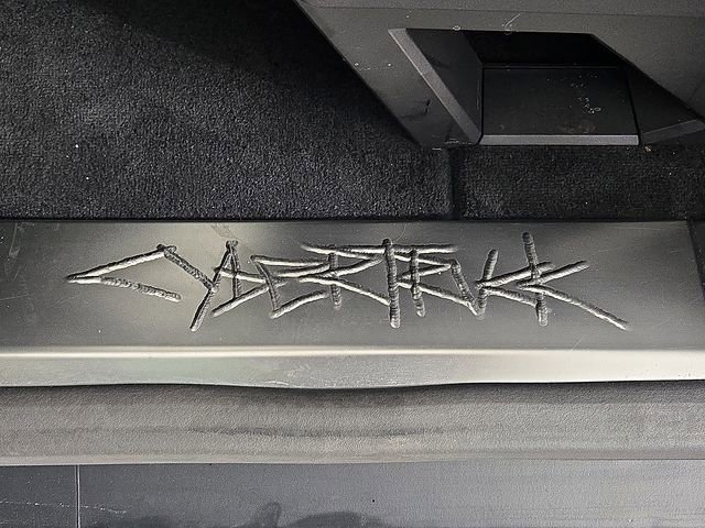 Used 2025 Tesla Cybertruck AWD Crew Cab image 30