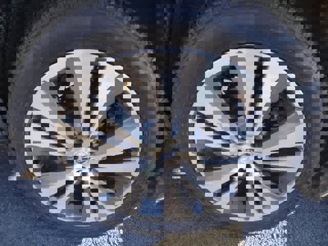 Used 2022 Subaru Ascent Touring w/ Popular Package #2A image 11