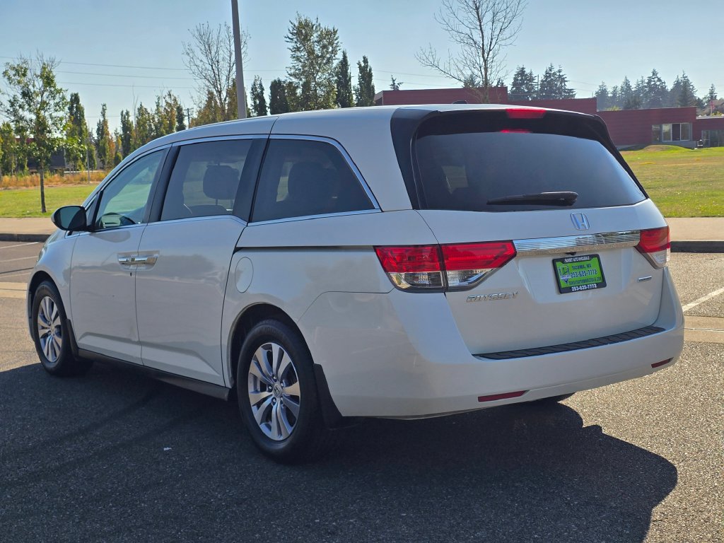 Used 2016 Honda Odyssey SE image 3