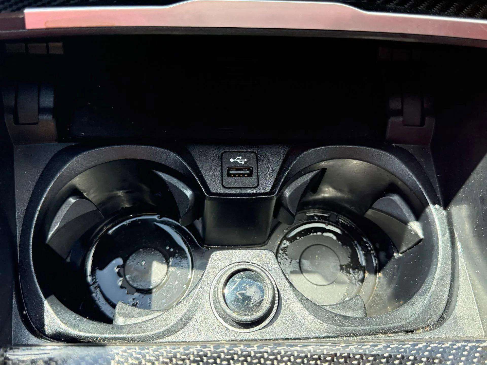 Used 2024 BMW M4 xDrive Competition image 39