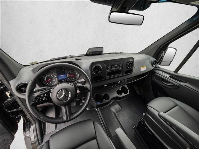 New 2026 Mercedes-Benz Sprinter 2500 image 18