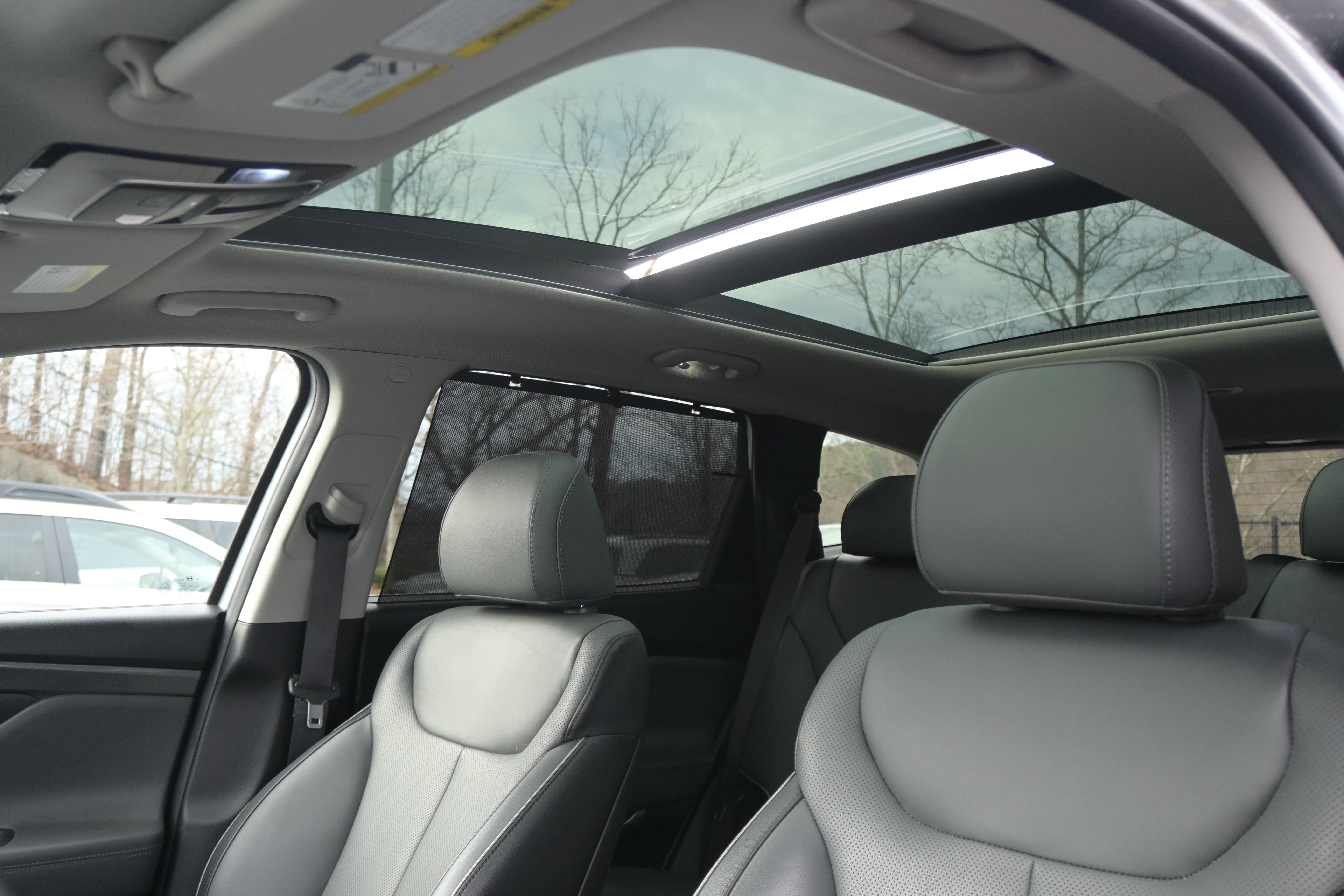 Used 2022 Hyundai Santa Fe SEL w/ Convenience + Premium Package image 30