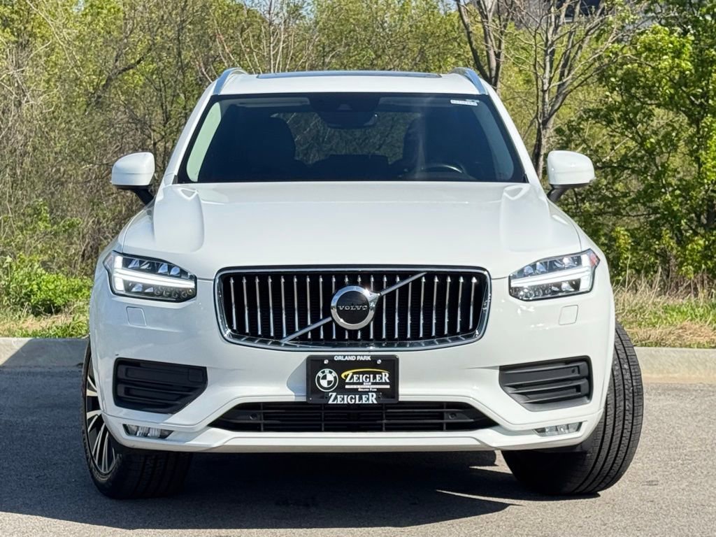 Used 2021 Volvo XC90 T6 Momentum AWD/4WD image 2