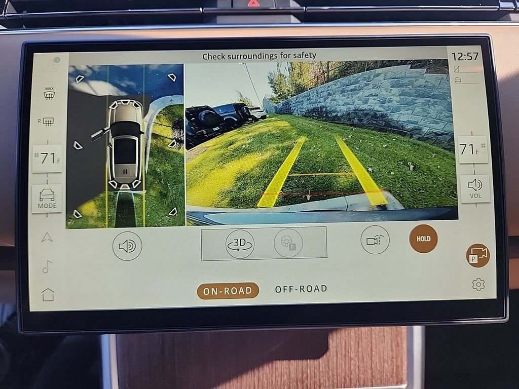 Used 2025 Land Rover Range Rover Long Wheelbase SE image 22