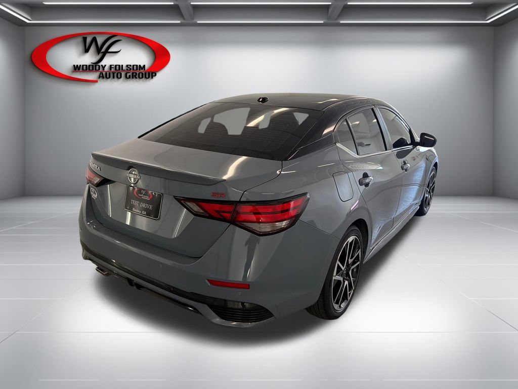 Used 2025 Nissan Sentra SR FWD image 6