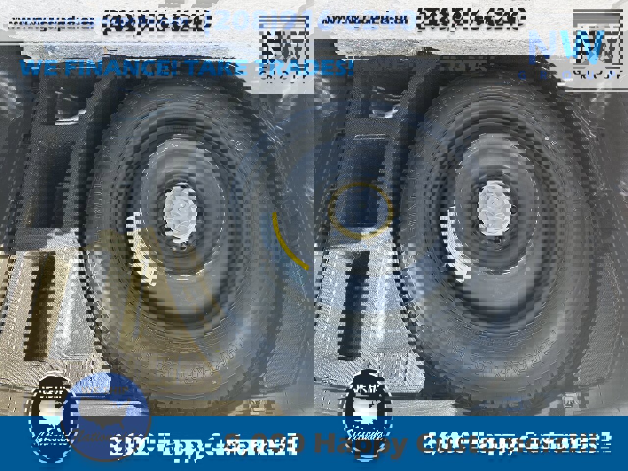 Used 2012 Nissan Juke SV image 38