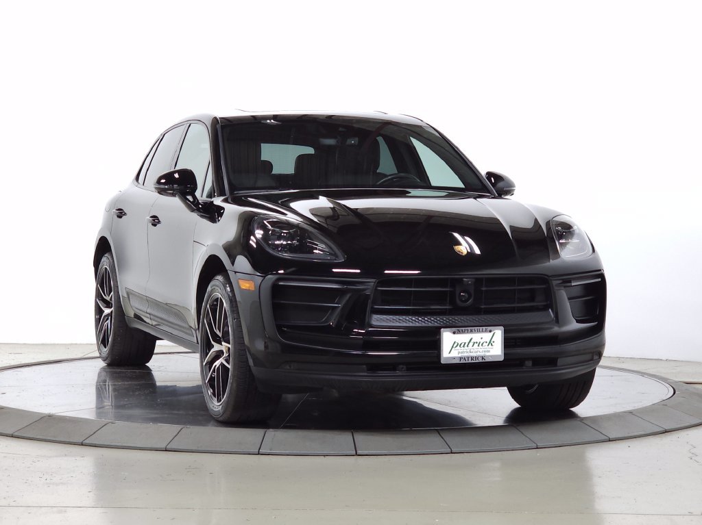 Used 2024 Porsche Macan Turbo AWD/4WD image 11