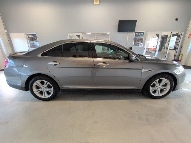 Used 2014 Ford Taurus SEL w/ Equipment Group 201A FWD image 6