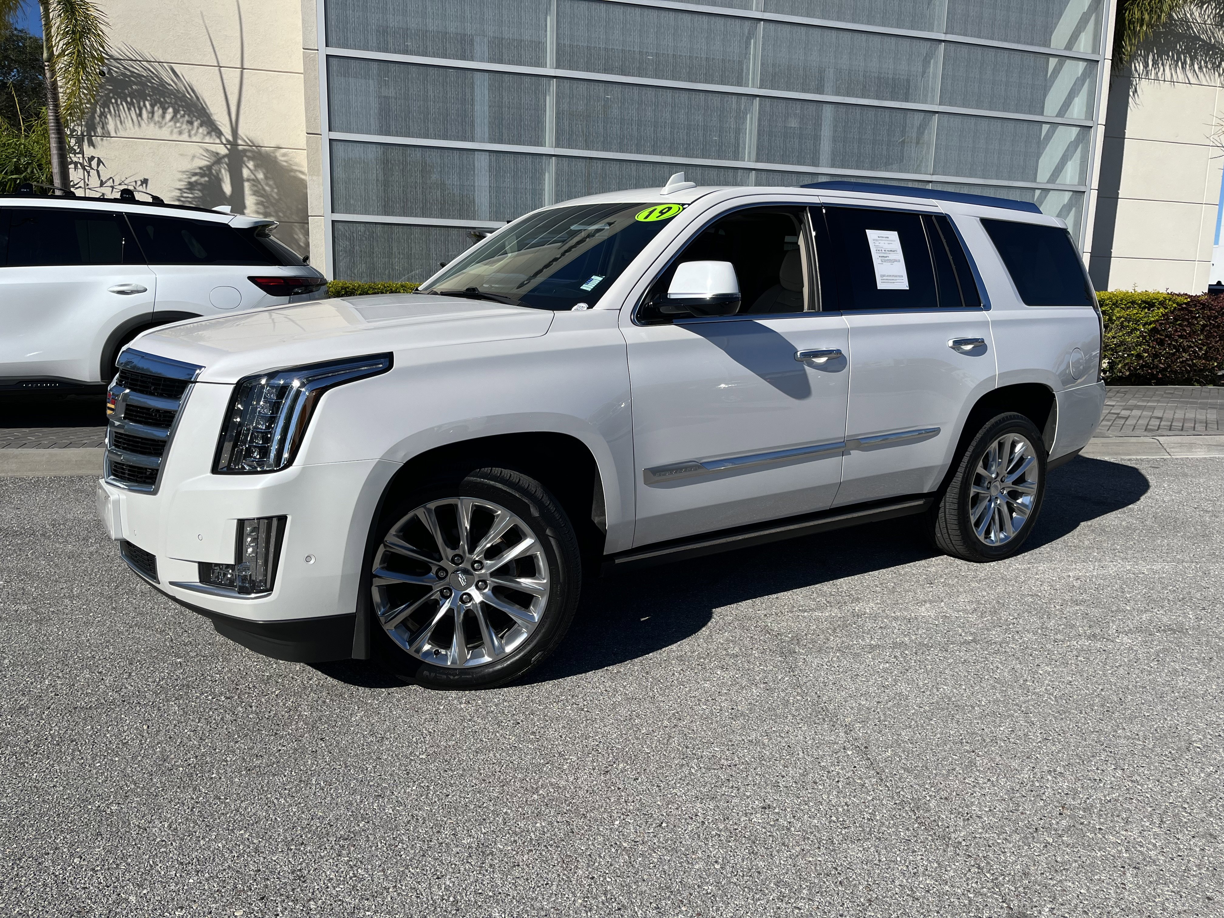 Used 2019 Cadillac Escalade Premium Luxury image 1
