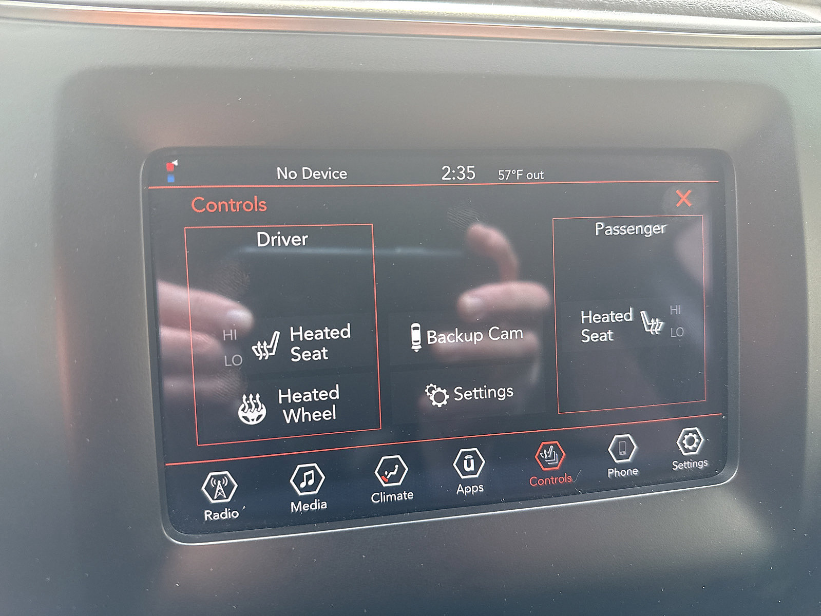 Used 2019 Jeep Cherokee Latitude w/ Cold Weather Group AWD/4WD image 53