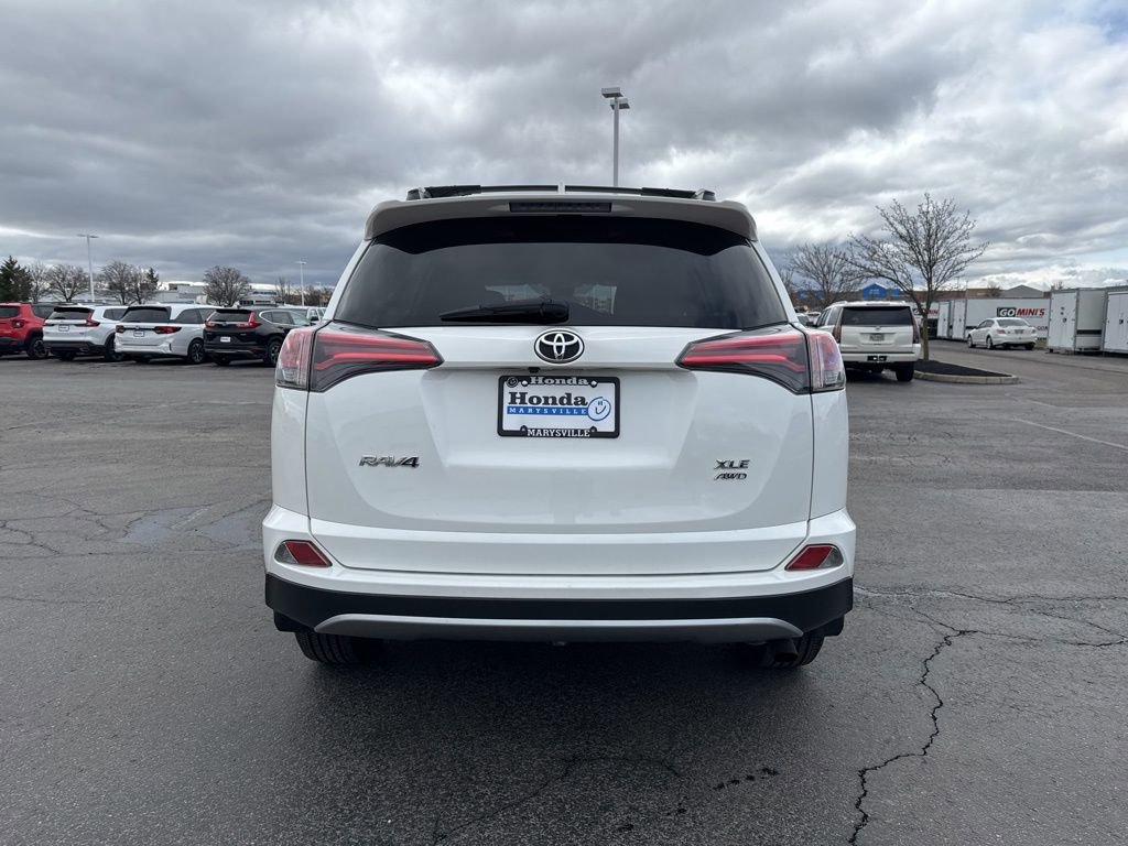 Used 2018 Toyota RAV4 XLE w/ Plus Extra Value Package image 6