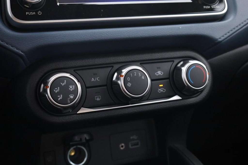 New 2025 Nissan Versa SV w/ Trunk Package image 12