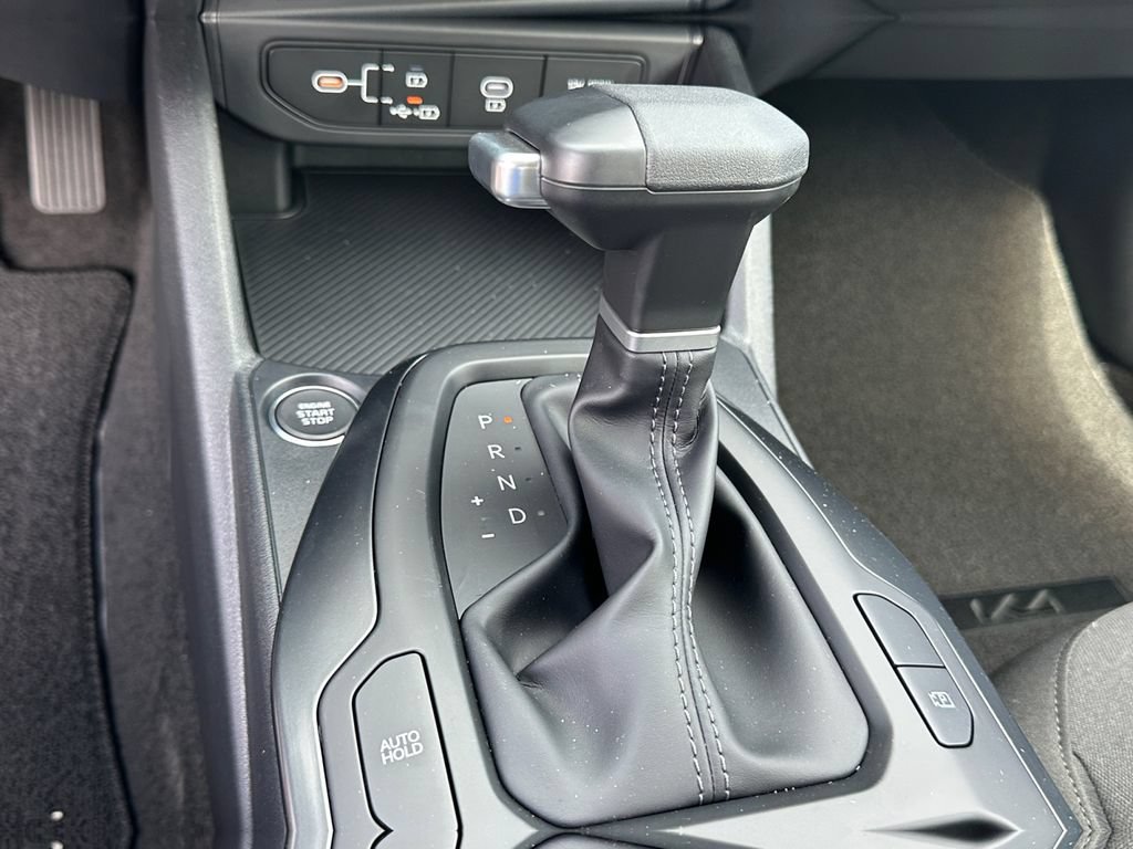 New 2026 Kia K4 FWD image 23