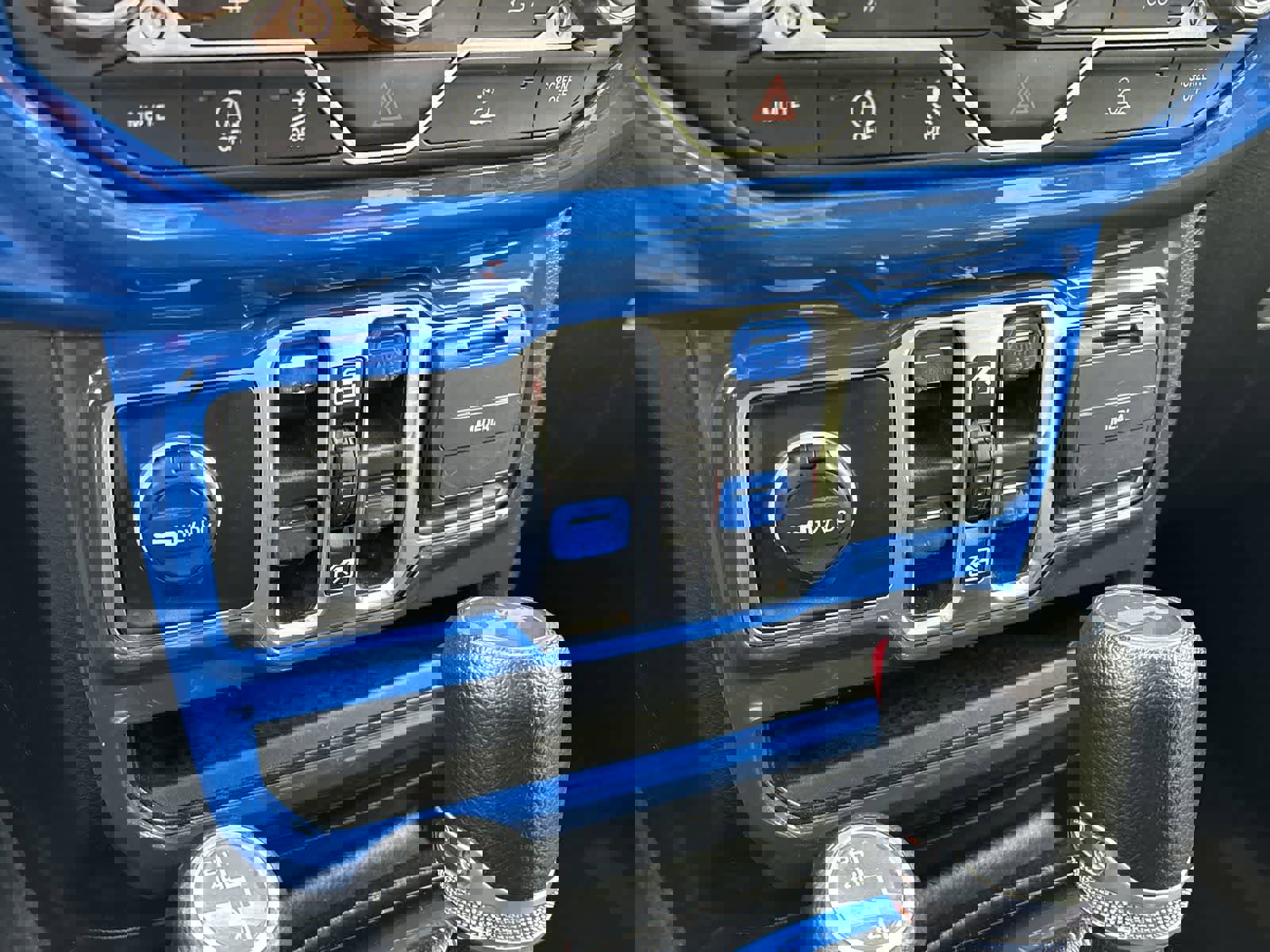 Used 2021 Jeep Wrangler Unlimited Sahara w/ Uconnect 4C Nav & Sound Group image 26