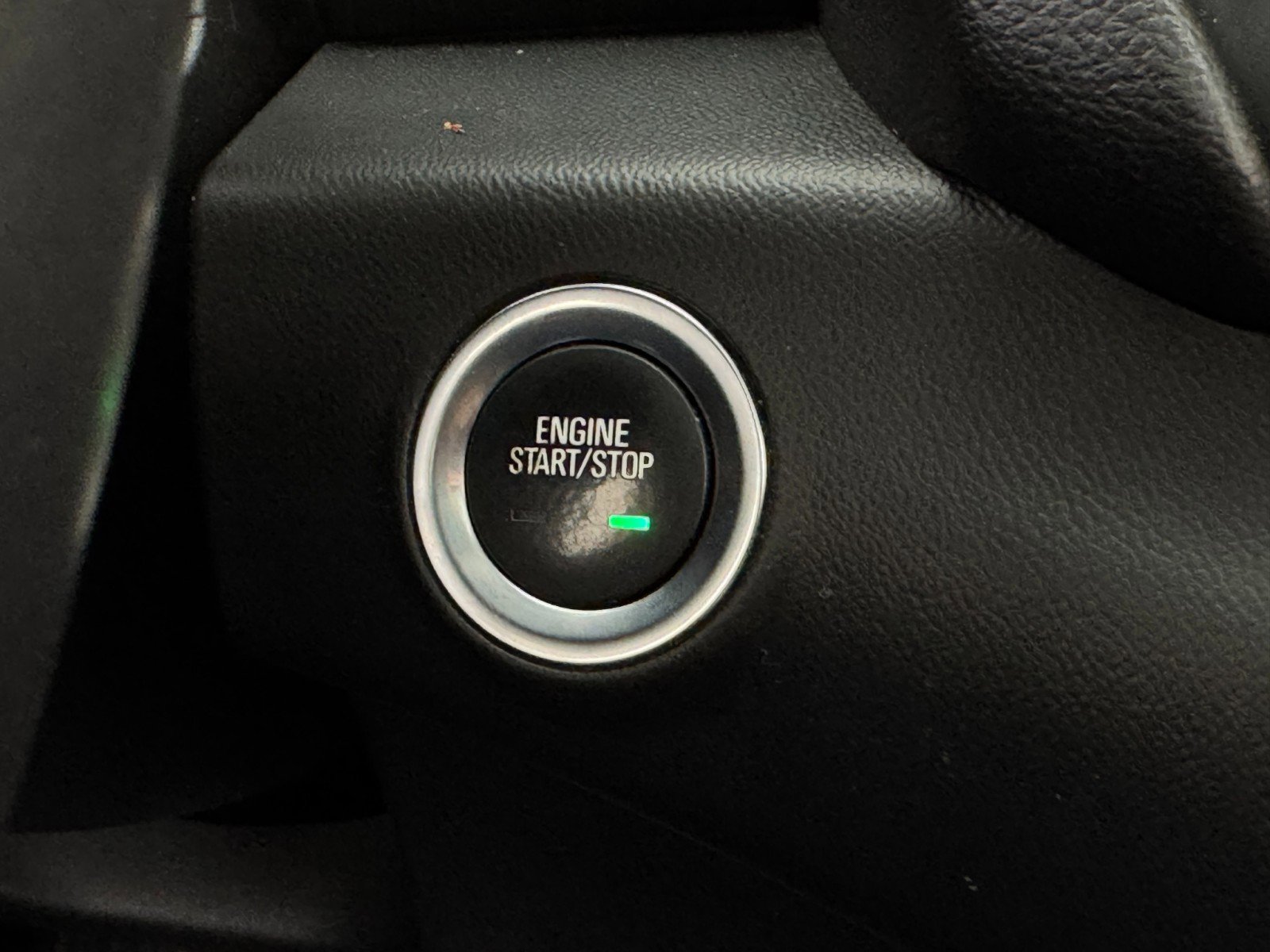 Used 2020 GMC Terrain Denali w/ GMC Pro Grade Package image 24