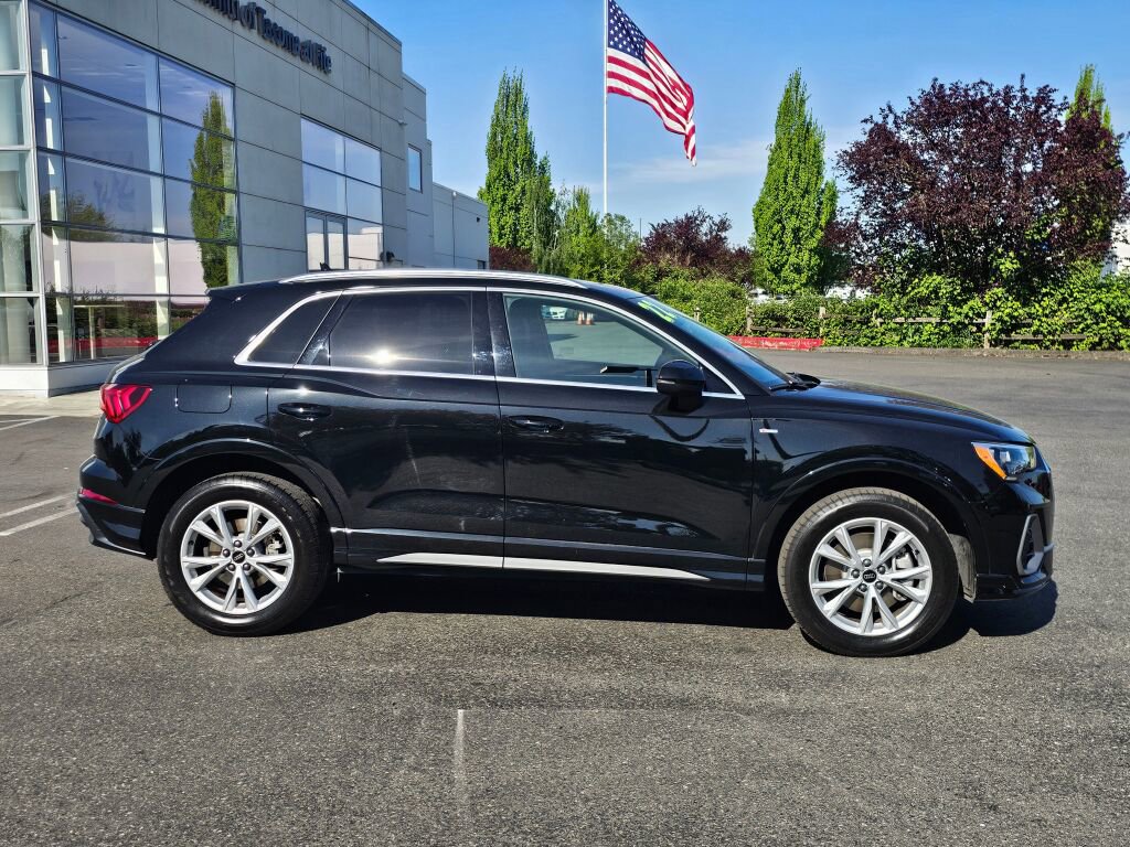 Used 2022 Audi Q3 2.0T Premium w/ Convenience Package AWD/4WD image 8