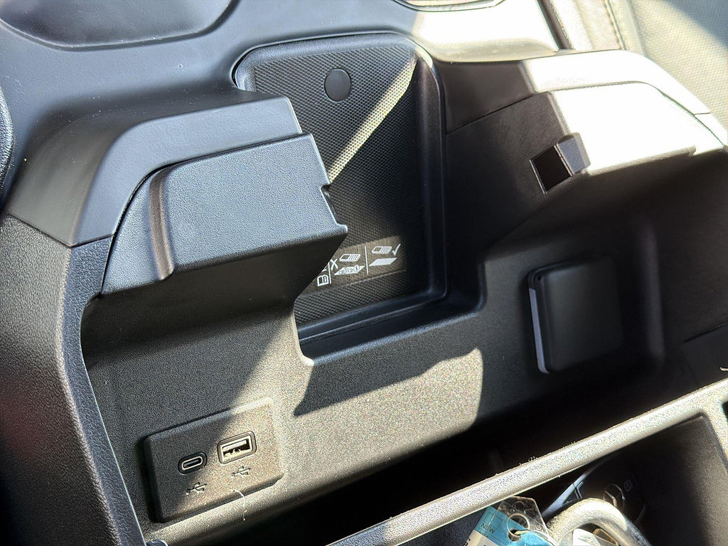 Used 2025 GMC Sierra 2500 AT4 AWD/4WD image 40