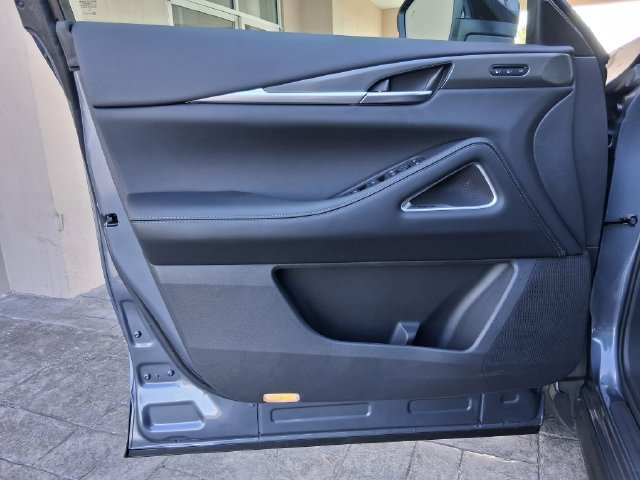 New 2027 INFINITI QX60 Luxe w/ Cargo Package FWD image 13