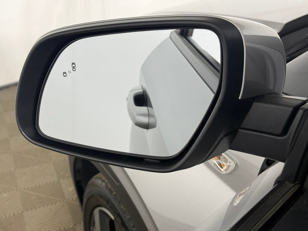 Certified 2026 Hyundai Venue SEL FWD image 34
