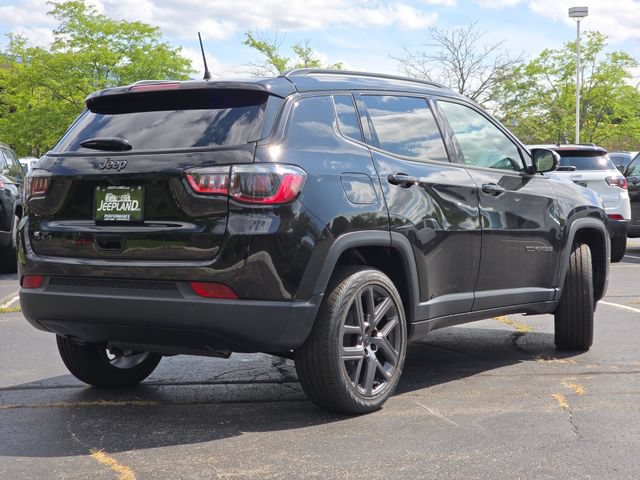New 2026 Jeep Compass Limited w/ Sun, Sound & Navigation Group AWD/4WD image 28