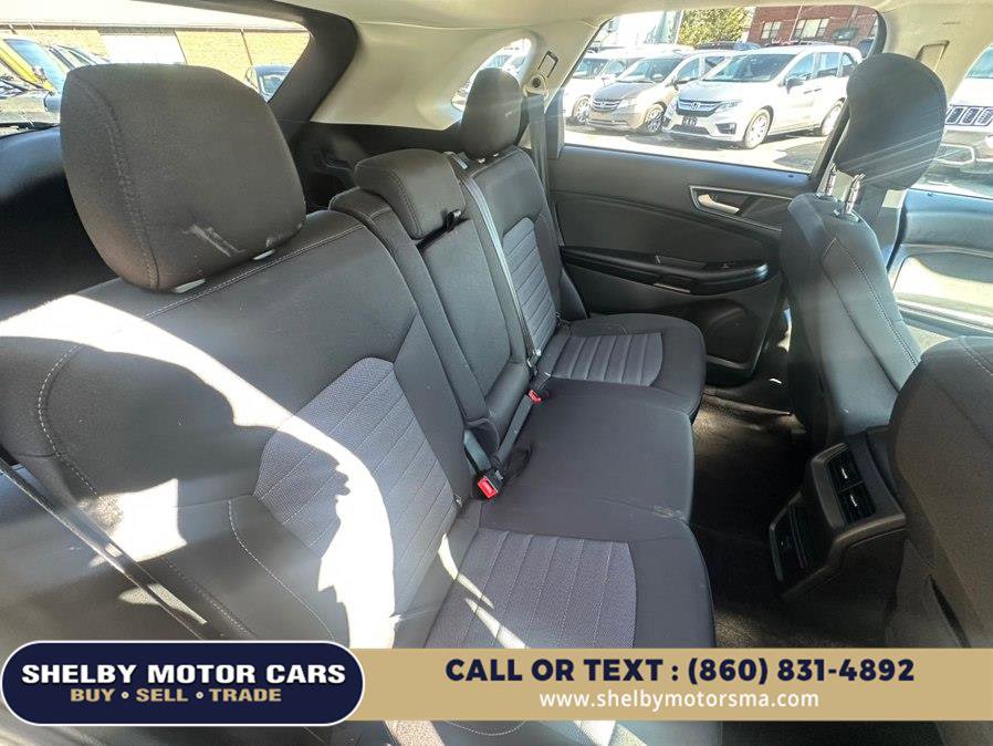 Used 2016 Ford Edge SE AWD/4WD image 13