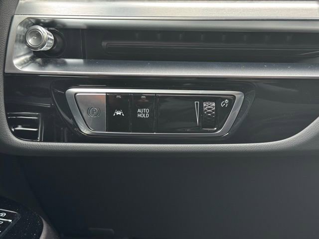 New 2025 Cadillac Lyriq Luxury image 35