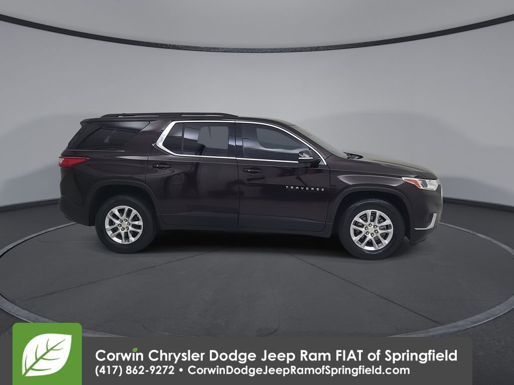 Used 2020 Chevrolet Traverse LT w/ Driver Confidence II Package AWD/4WD image 17