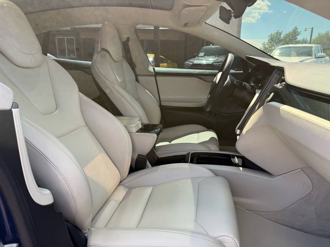 Used 2019 Tesla Model S Performance AWD/4WD image 28