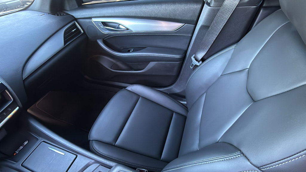 Used 2022 Cadillac CT5 Luxury RWD image 13