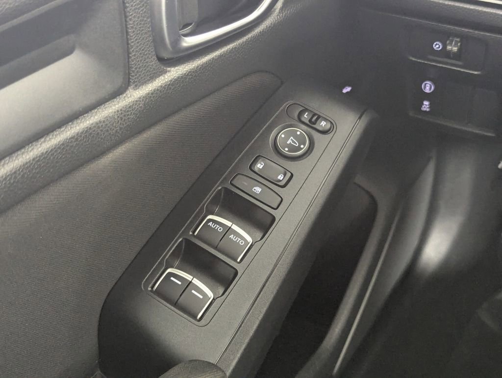 Used 2023 Honda Civic Sport image 15