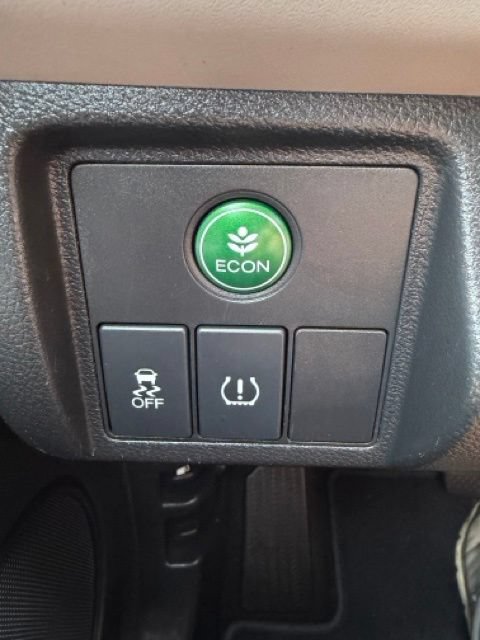 Used 2018 Honda HR-V LX image 17