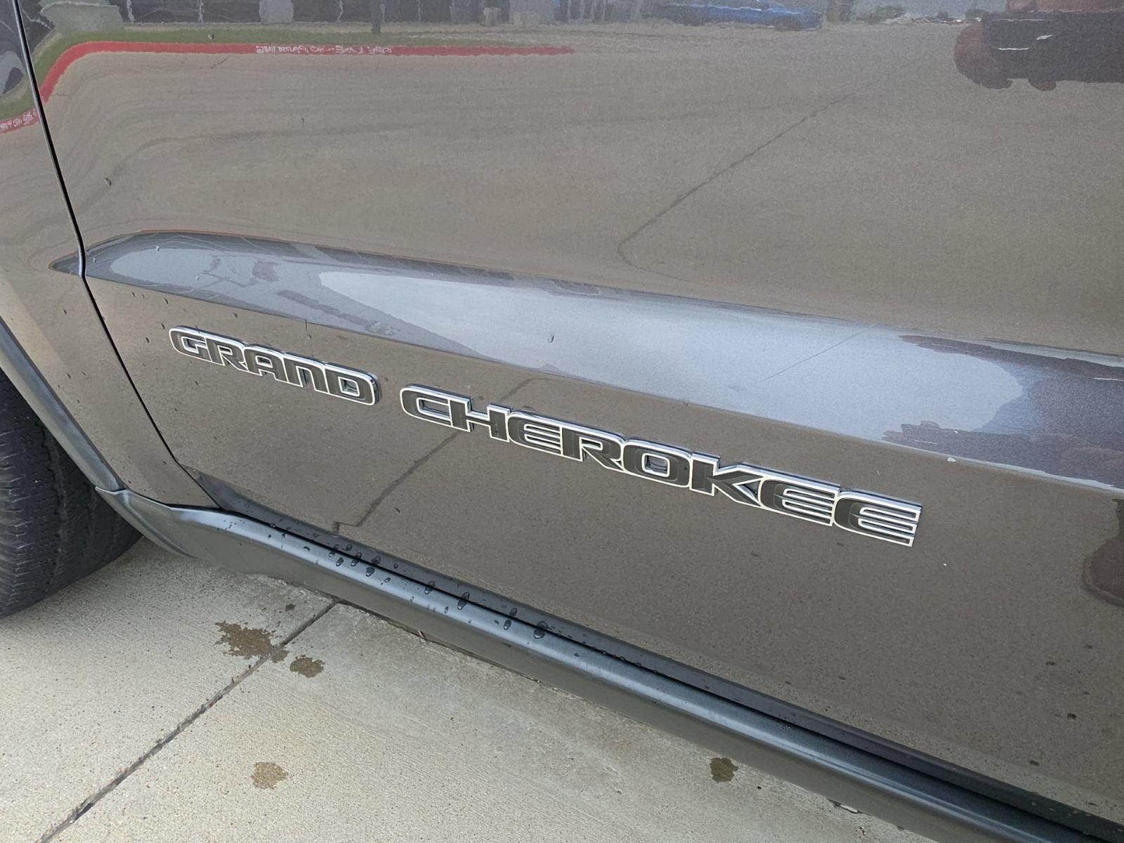 Used 2017 Jeep Grand Cherokee Limited RWD image 10