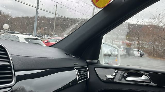 Used 2018 Mercedes-Benz GLE 550e 4MATIC image 17