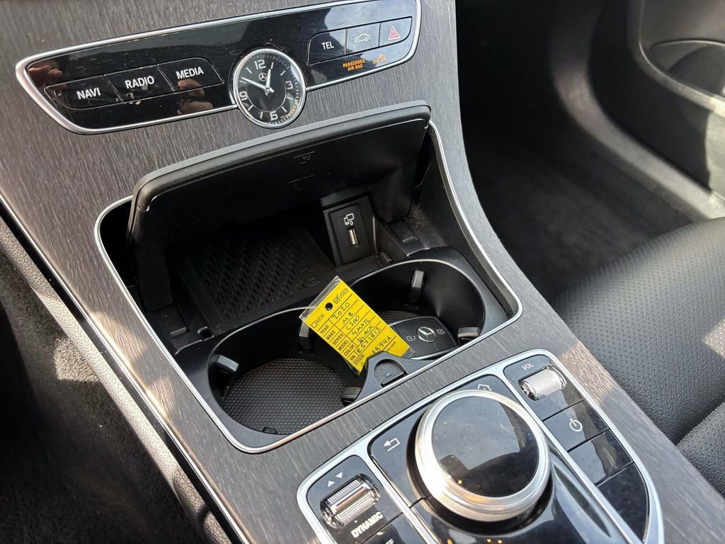 Used 2020 Mercedes-Benz C 300 4MATIC Sedan image 23